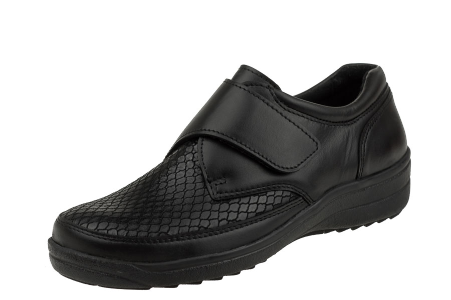 Półbuty Comfortabel koloru czarnego