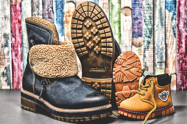 Stylowe i modne buty jesienne i zimowe dostępne w różnych kolorach i fasonach