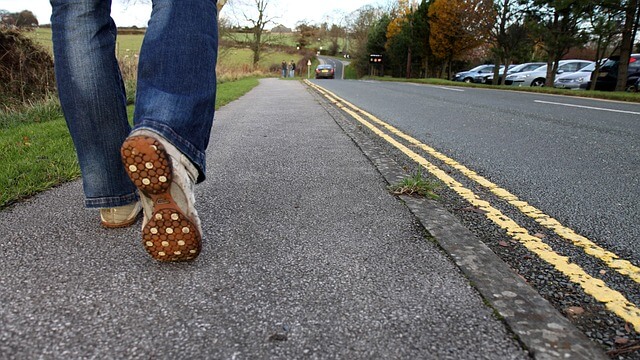 Buty zdrowotne a reumatoidalne zapalenie stawów - jakie modele są polecane?