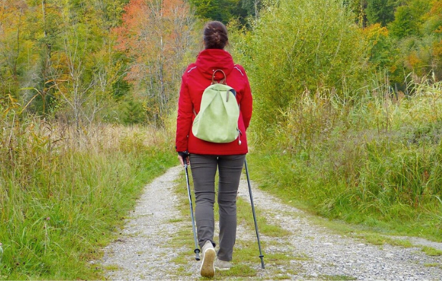 Jak buty zdrowotne mogą poprawić codzienne samopoczucie?