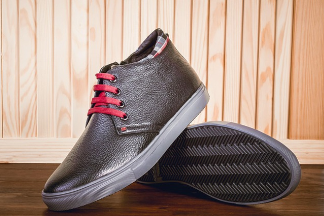 szare buty zdrowotne