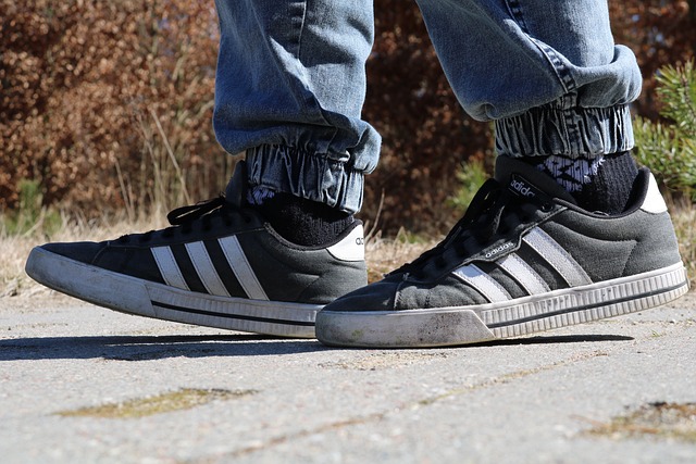 buty adidas forum